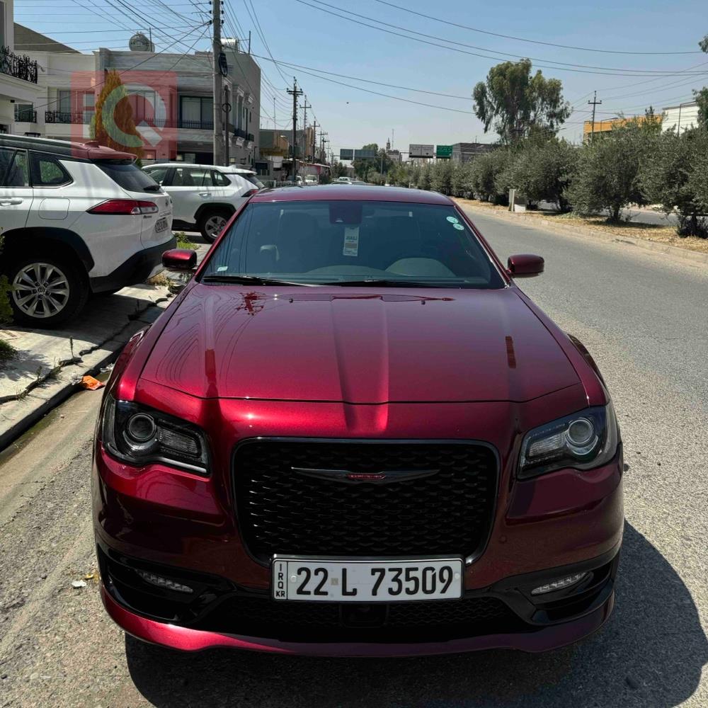 کرایسلەر 300